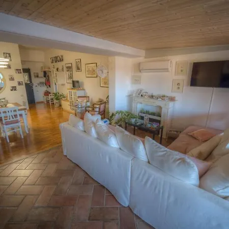 Dalila Con Terrazza Panoramica Apartment
