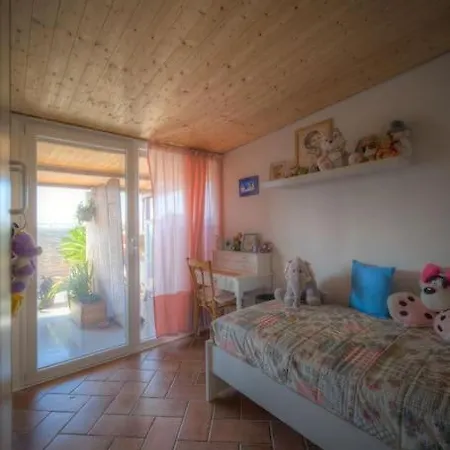 Dalila Con Terrazza Panoramica Apartament *