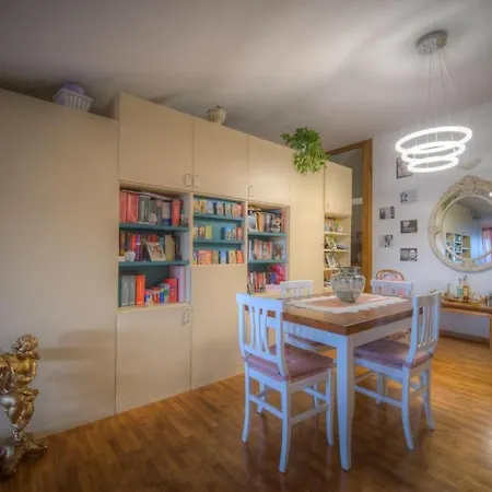 Dalila Con Terrazza Panoramica Apartament