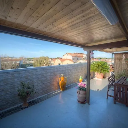 Dalila Con Terrazza Panoramica Apartament